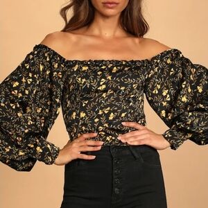 Lulu's Black Off-Shoulder Puff-Sleeve Floral Top